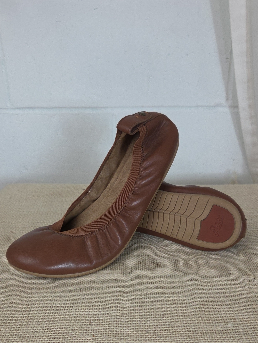 Bass Lana Brown Leather Ballet Flexible Foldable Flats Sz8.5